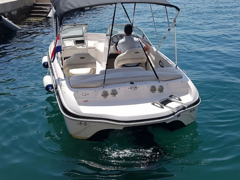 Yacht charter Poreč - Tahoe Q4SSI on SamBoat