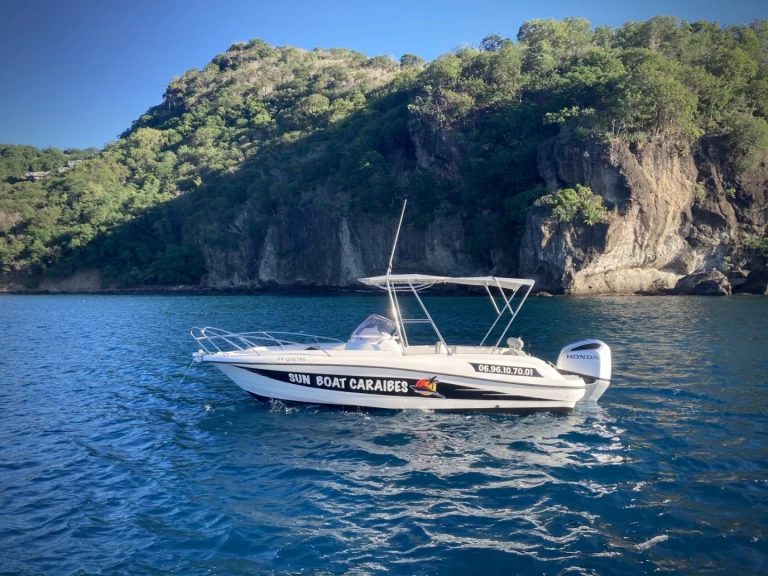 Hire a Lobster marion 7,3 Les Trois-Îlets