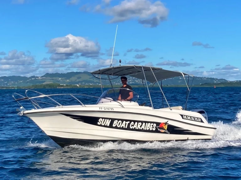 Lobster marion 7,3 charter bareboat or skippered in  Les Trois-Îlets