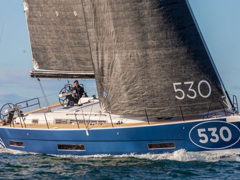 Sailboat to hire Puntone at the best price