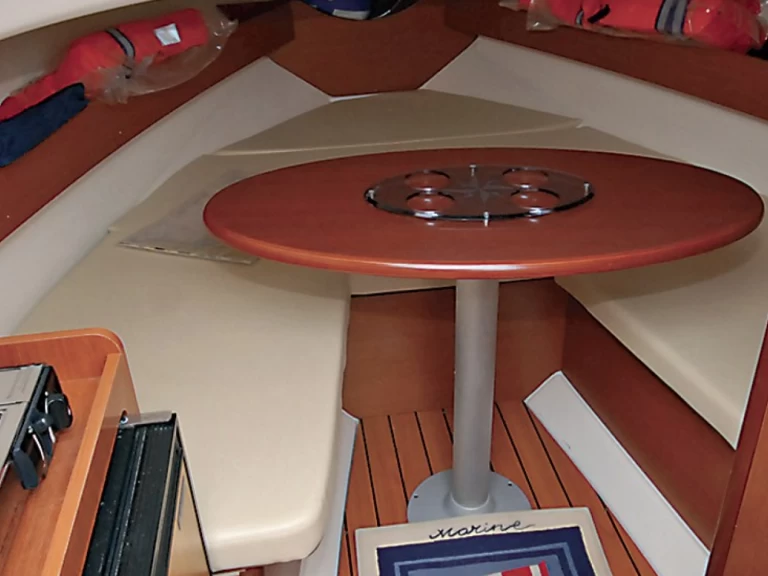 Yacht charter Novi Vinodolski - Jeanneau Cap Camarat 755 WA on SamBoat