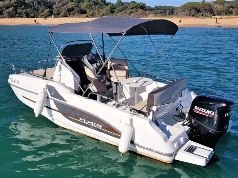 Yacht hire Palamós cheap Flyer 5.5 SUNdeck