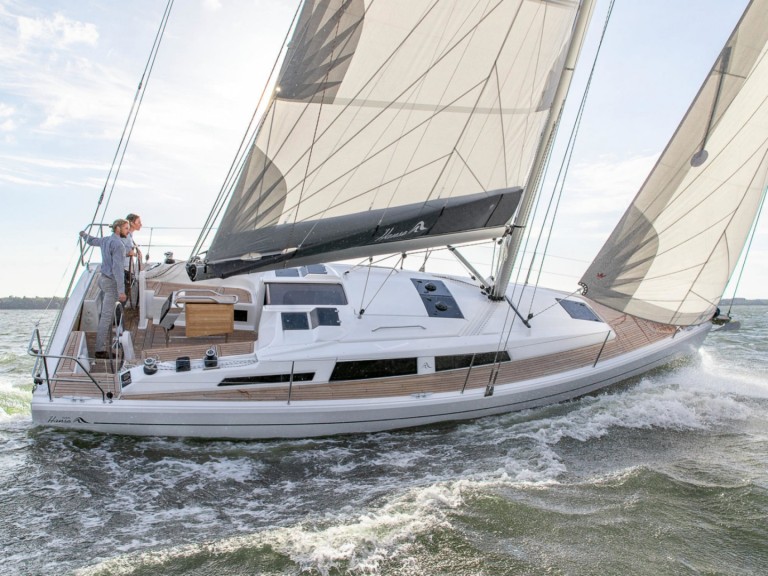 Yacht charter Arzon - Hanse Hanse 348 on SamBoat