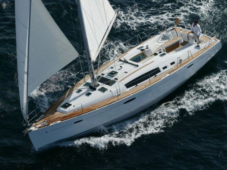 Hire a Bénéteau Oceanis 46 La Marina de Valencia