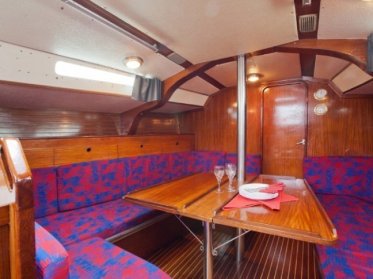 Hire a Gibert Marine Gib Sea 116 Diélette