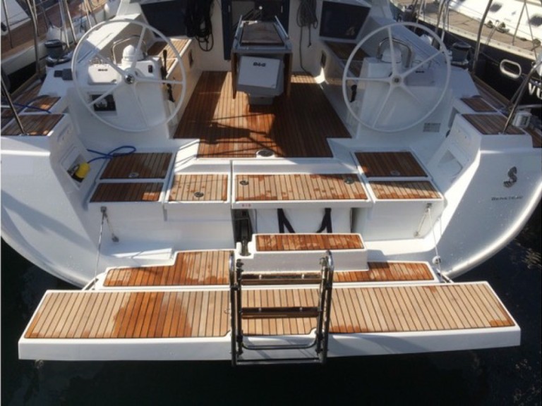 Yacht charter La Spezia - Bénéteau Oceanis 48 on SamBoat