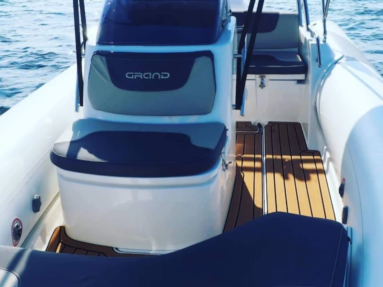 Yacht hire Port d'Alcudia cheap Golden Line G500LF