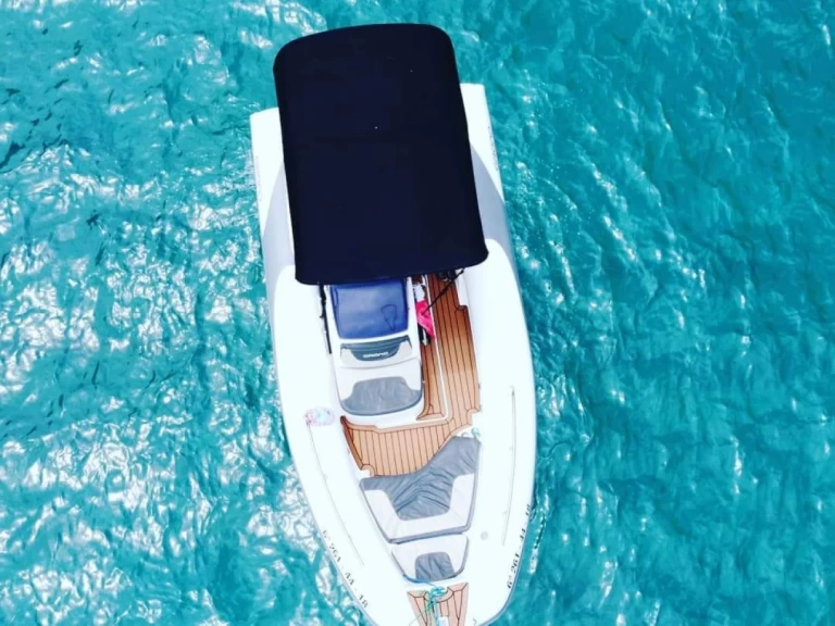Motorboat hire in Port d'Alcudia - Grand Boats Golden Line G500LF