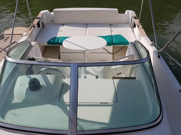 Hire Motorboat with or without skipper Jeanneau Mâcon