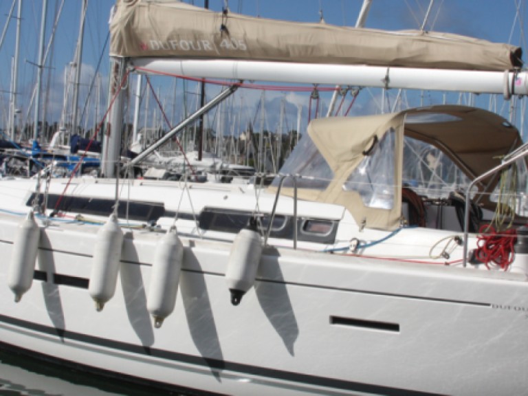 Yacht hire La Trinité-sur-Mer cheap dufour 405