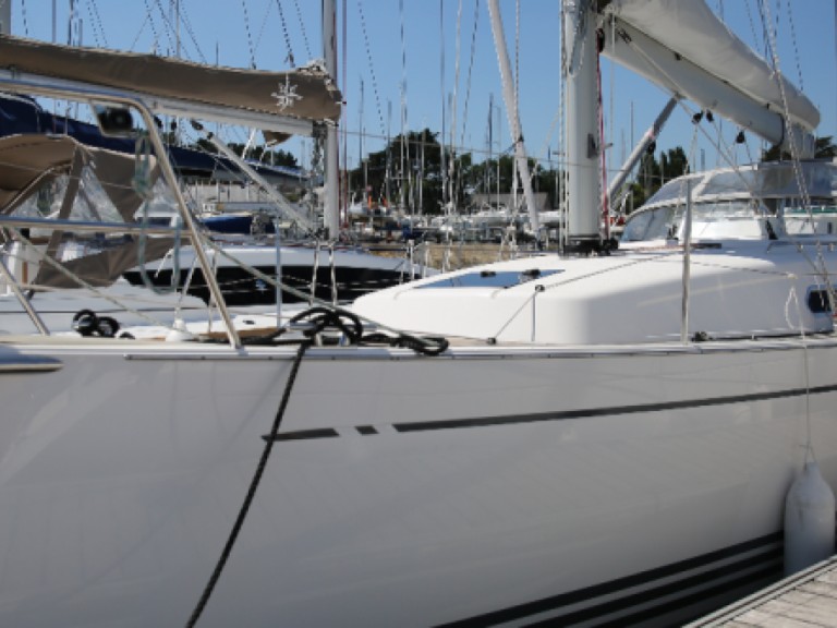 Hire Sailboat with or without skipper X-Yachts La Trinité-sur-Mer