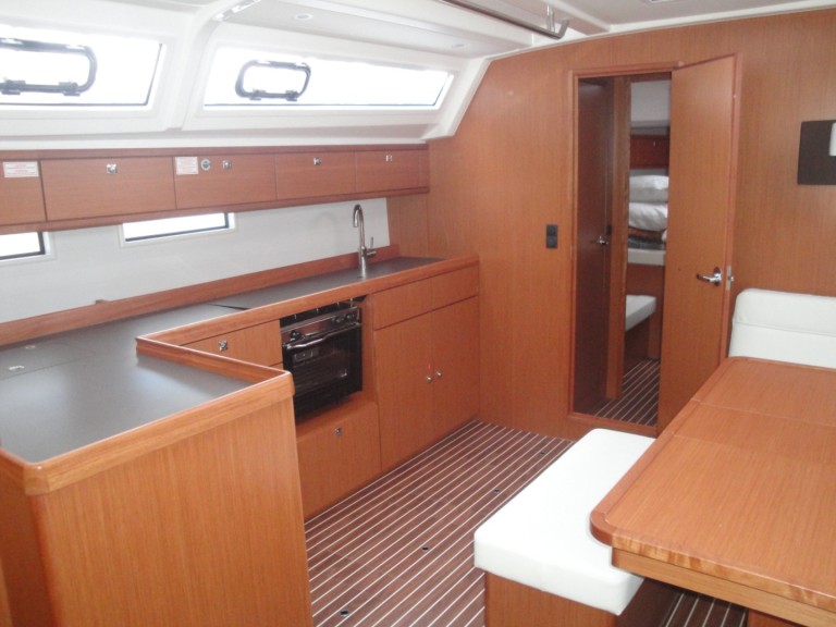 Yacht charter Milazzo - Bavaria Cruiser 46 on SamBoat