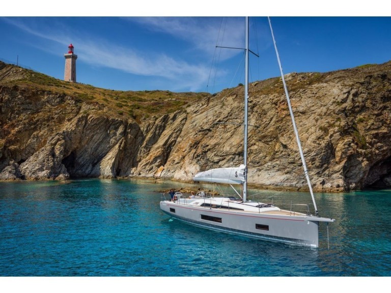 Yacht charter Volos - Bénéteau Oceanis 46.1 (5/3) on SamBoat