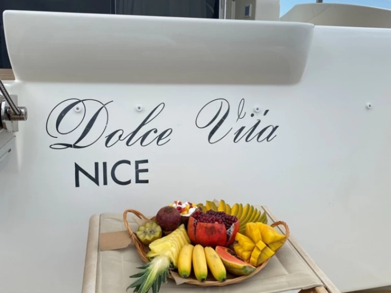 Hire Motorboat with or without skipper Azimut Mandelieu-la-Napoule