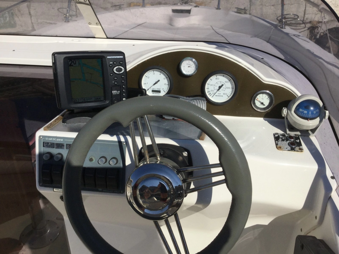 Pacific Craft Pacific Craft 650 WA charter bareboat or skippered in  Sète