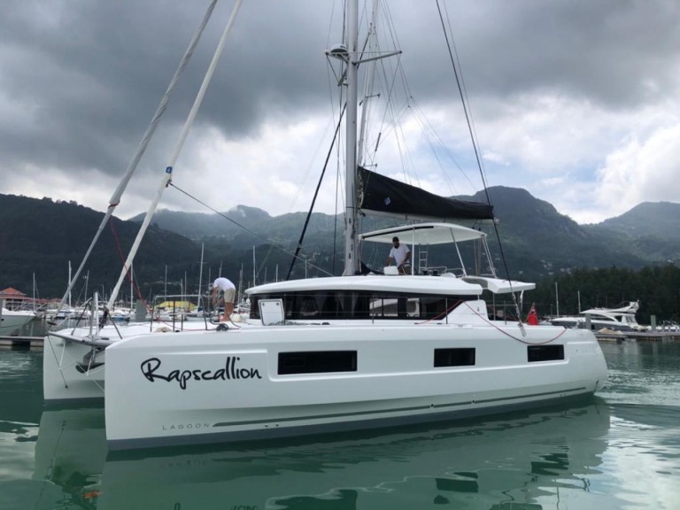 Yacht charter Mahé - Lagoon Lagoon 46 on SamBoat