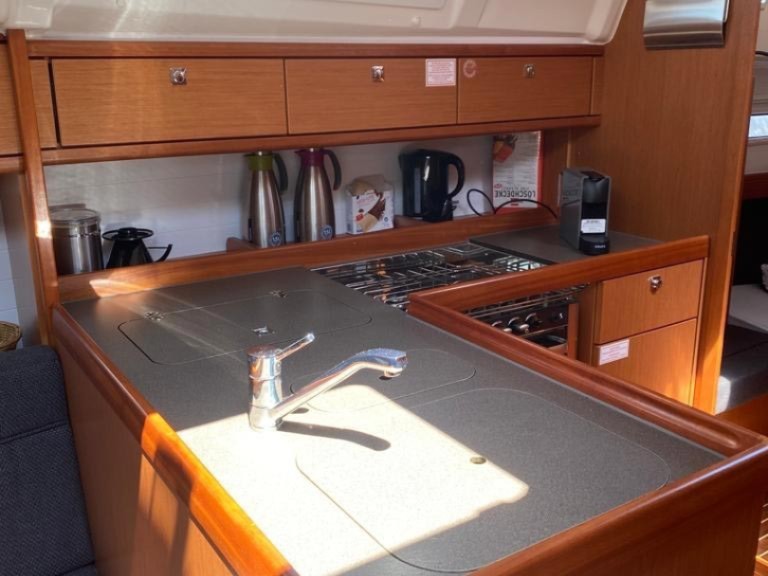 Hire a Bavaria Cruiser 37 Lelystad