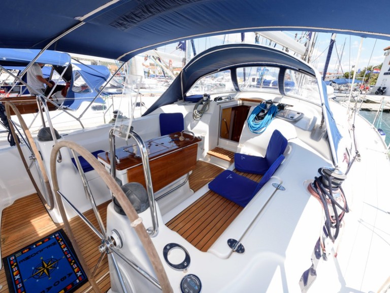 Hire a Bavaria Bavaria 42 Cruiser Trogir