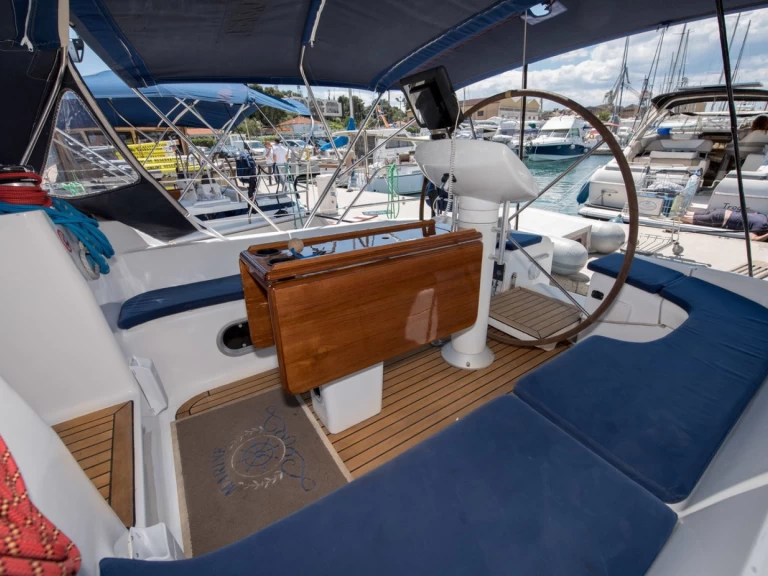 Yacht charter Trogir - Jeanneau Sun Odyssey 42.2 Exclusive - 3 cab. on SamBoat