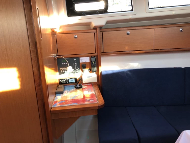 Yacht hire Pula cheap Cruiser 34