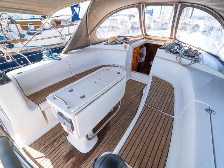 Yacht charter Biograd na Moru - Bavaria Bavaria 44 on SamBoat