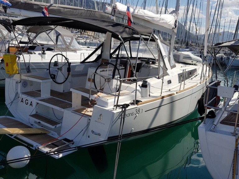 Hire Sailboat with or without skipper Bénéteau Biograd na Moru