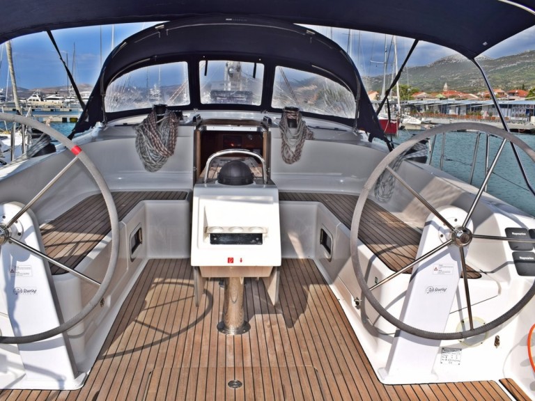 Yacht charter Kaštela - Bavaria Cruiser 46 on SamBoat