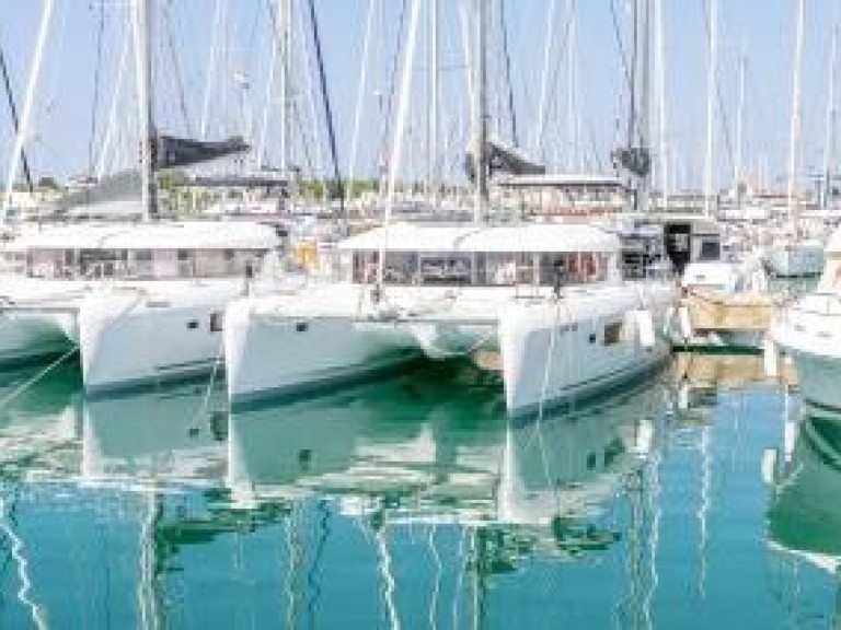 Catamaran hire in Šibenik - Lagoon Lagoon 42