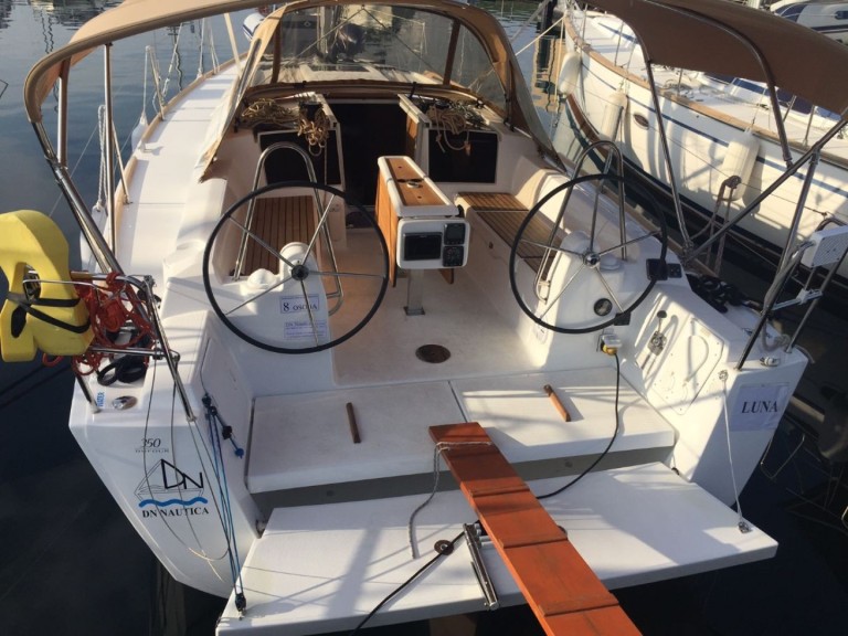 Yacht charter Punat - Dufour Dufour 350 Grand Large on SamBoat