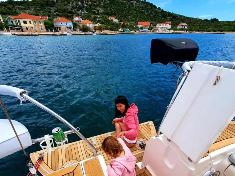 Yacht hire Jezera cheap Impression 344