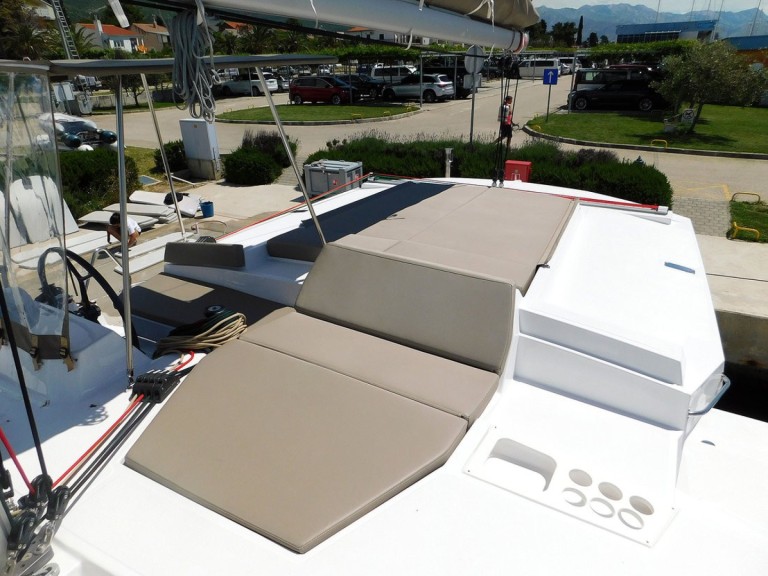 Catamaran hire in Kaštela - Bali Bali 4.1