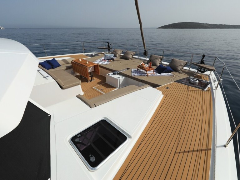 Charter a Bali Bali 5.4 in Kaštela on Samboat