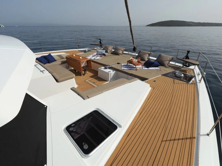 Charter a Bali Bali 5.4 in Kaštela on Samboat