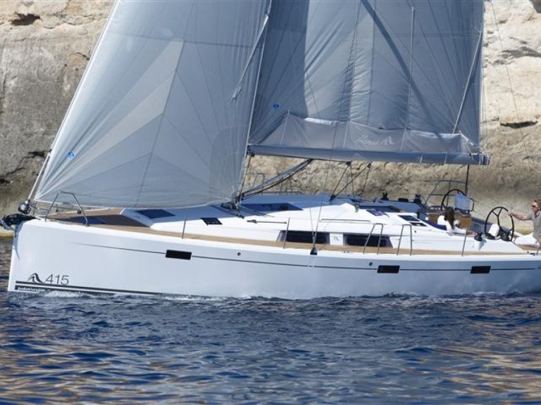 Charter a Hanse Hanse 415 in Biograd na Moru on Samboat