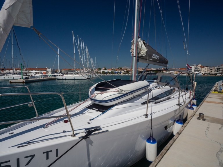 Hire Sailboat Elan with a boat licence