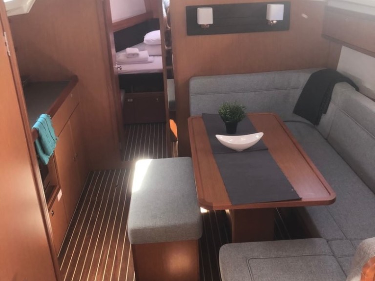 Sailboat hire in Göcek - Bavaria Cruiser 41