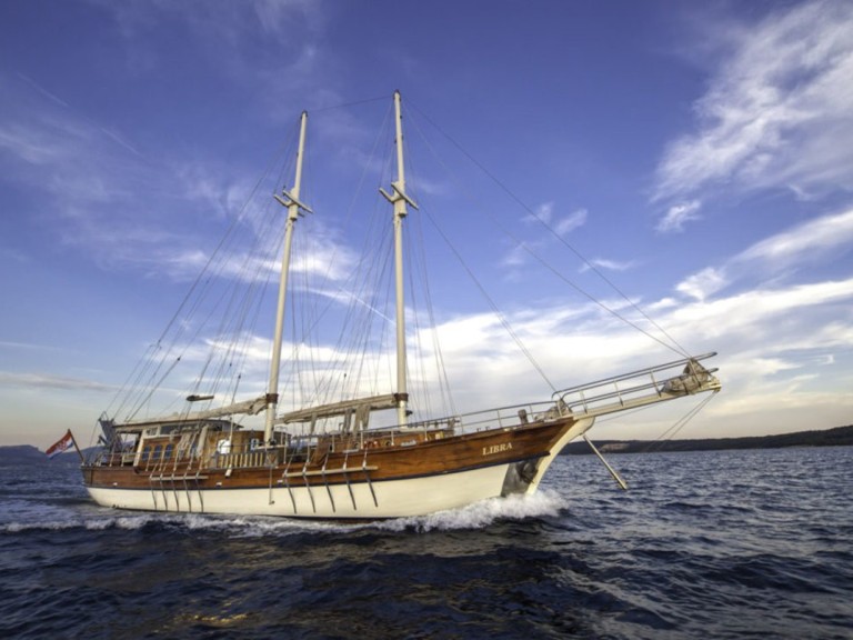Hire Sailboat with or without skipper Libra  Split