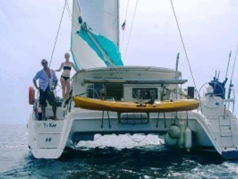 Yacht charter Corazón de Jesús Island - Nautitech Nautitech 40 Open  on SamBoat