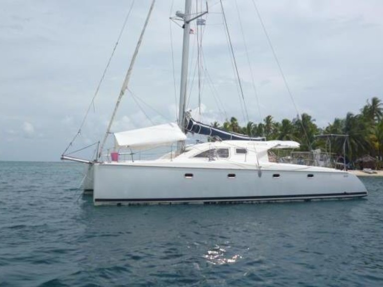 Yacht charter Corazón de Jesús Island - Nautitech Nautitech 44 on SamBoat