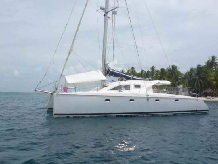 Yacht charter Corazón de Jesús Island - Nautitech Nautitech 44 on SamBoat