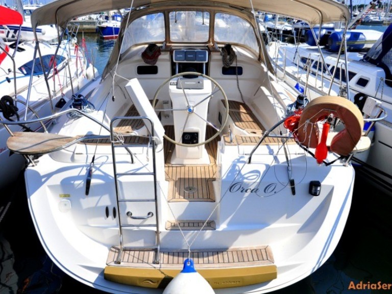 Yacht charter Izola - Elan Impression 384 on SamBoat