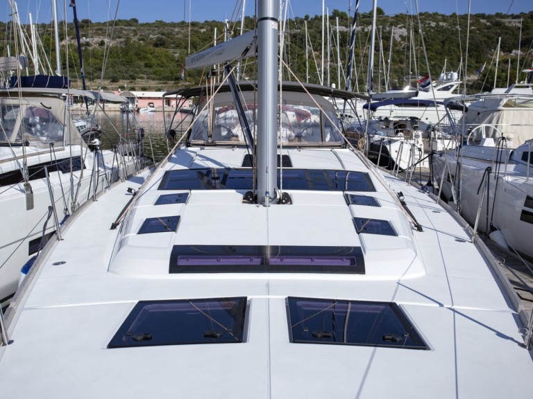 Charter a Dufour Dufour 520 Grand Large in Primošten on Samboat