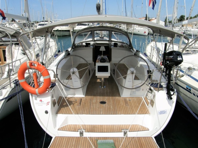 Hire a Bavaria Cruiser 41 Murter-Kornati