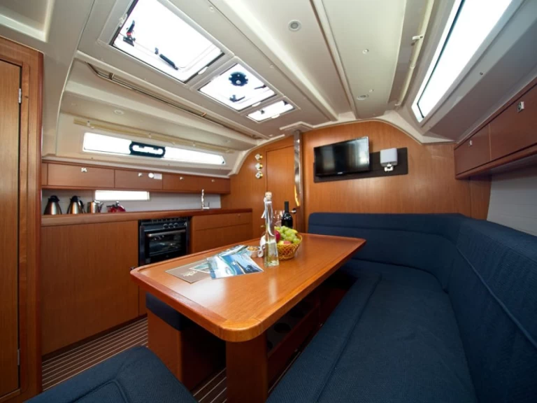 Sailboat to hire Murter-Kornati at the best price