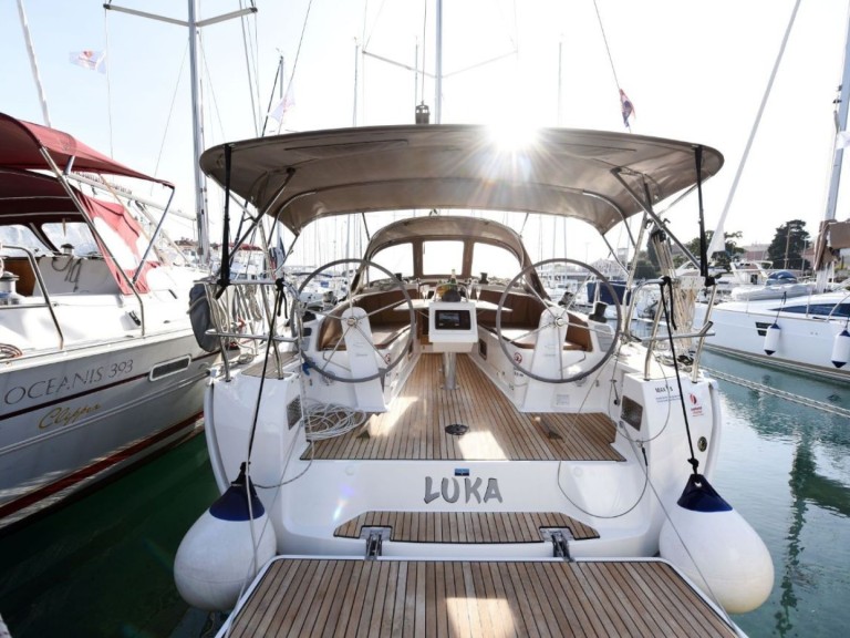 Hire Sailboat with or without skipper Bavaria Zadar