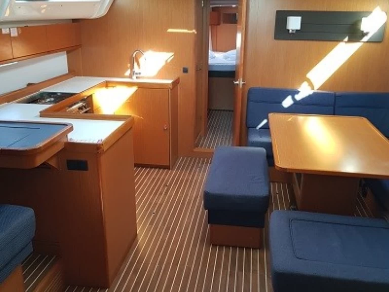 Hire a Bavaria Cruiser 51 Trogir