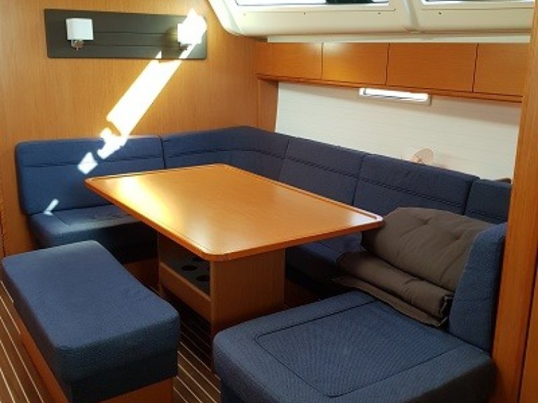 Hire a Bavaria Cruiser 51 Trogir