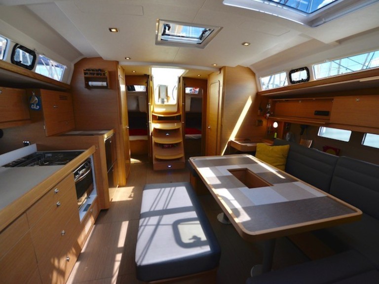 Sailboat hire in Cecina - Dufour Dufour 460 Grand Large