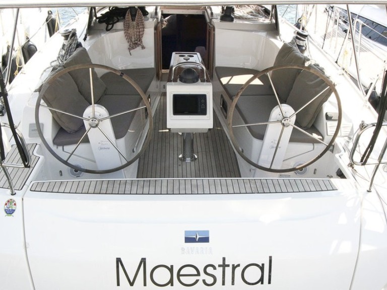 Yacht charter Rogoznica - Bavaria Cruiser 41 on SamBoat