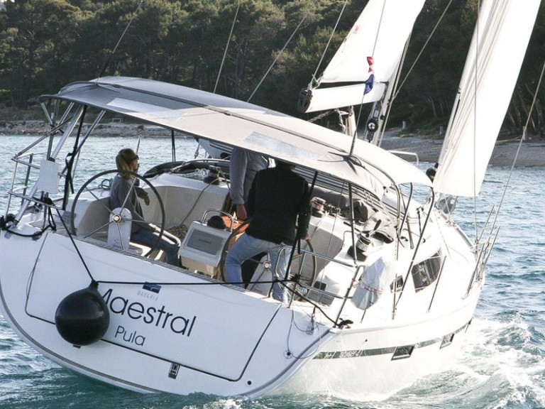 Sailboat hire in Rogoznica - Bavaria Cruiser 41